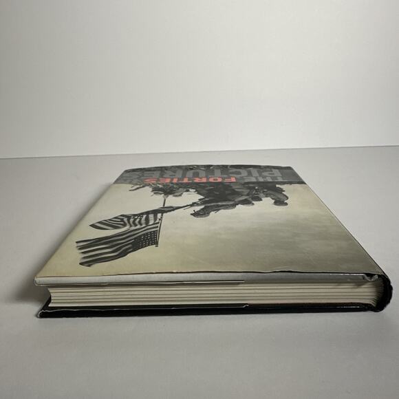 The Forties In Pictures- WWII Book (Hardcover) - Picture 6 of 10